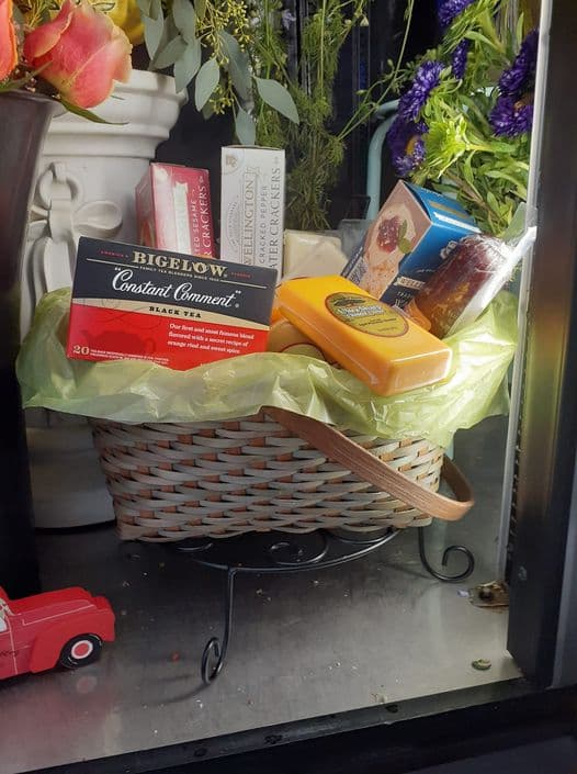 Andrea's Arrangements - Image 1
