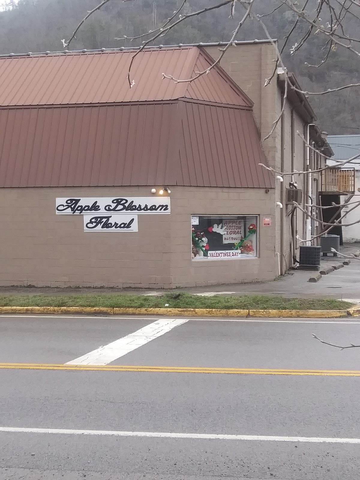 Apple Blossom Floral Design - Image 1