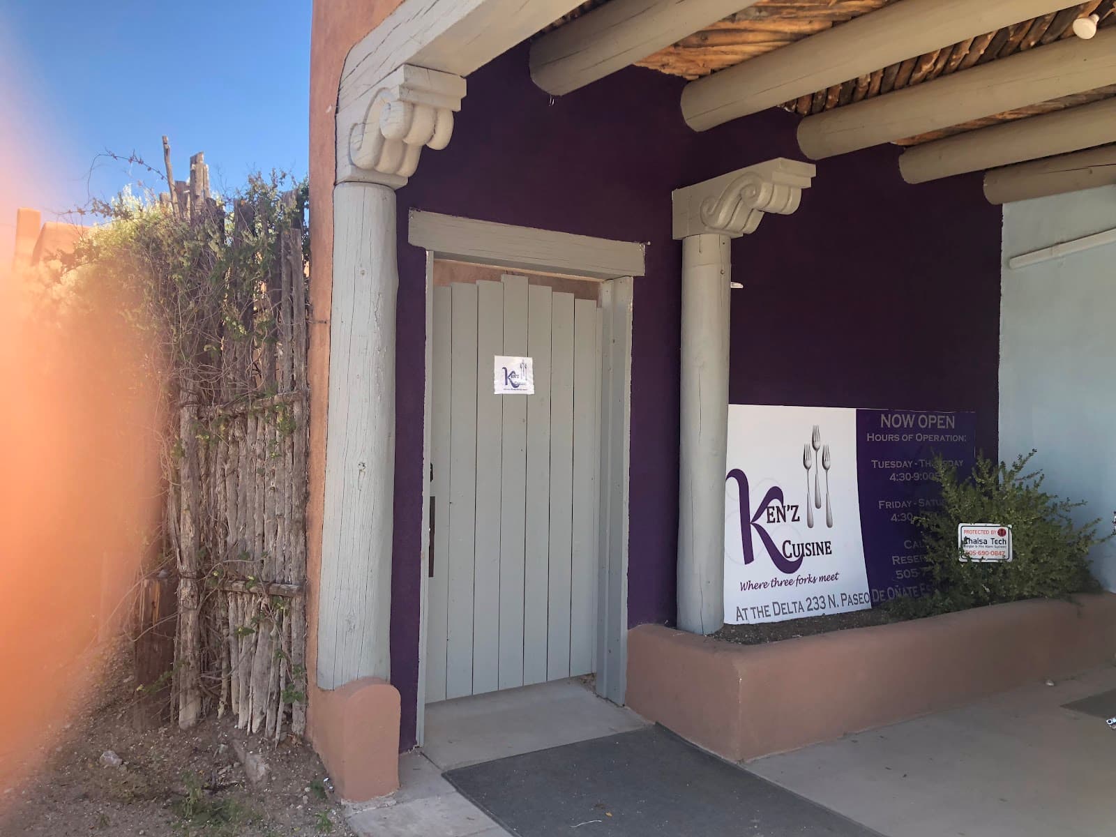 Delta Flowers - Image 1