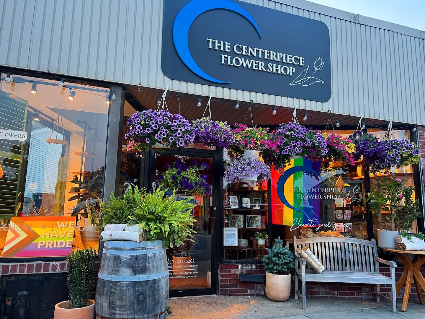 The Centerpiece Flower Shop - Image 1