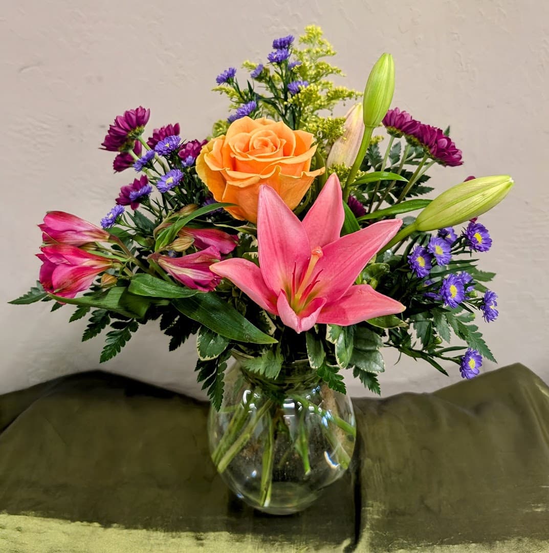 Autry's 4 Seasons Florist - Image 1