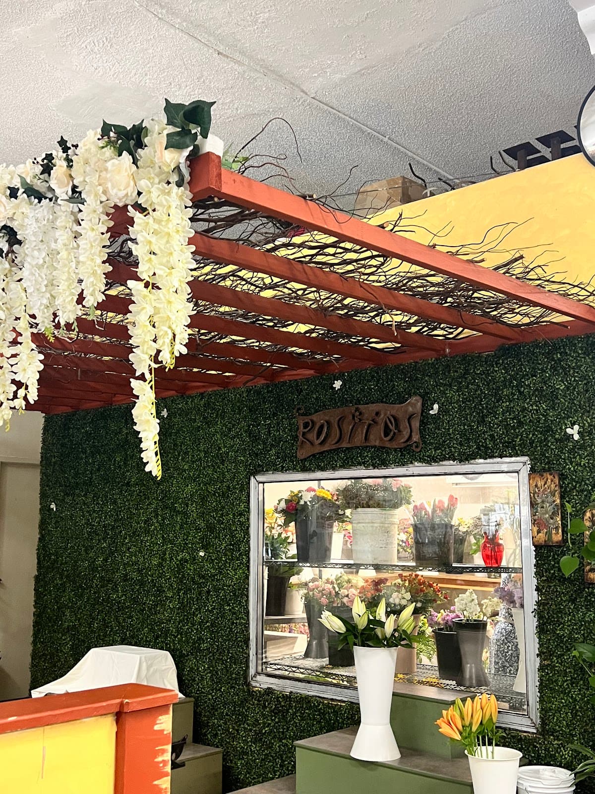 Rosita's Flower Shop - Image 1