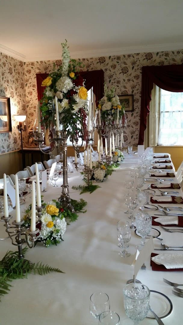 Lincoln Gardens Florist - Image 1