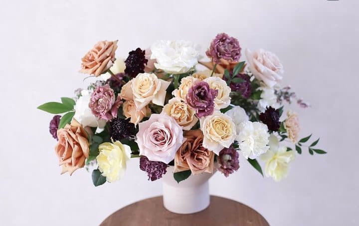 Anna Radu Flowers - Image 1