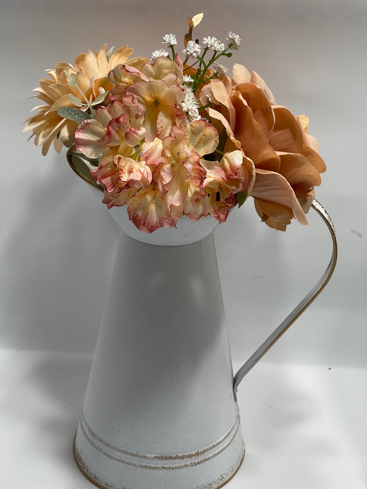 VENUS' GARDEN FLORIST - Image 1