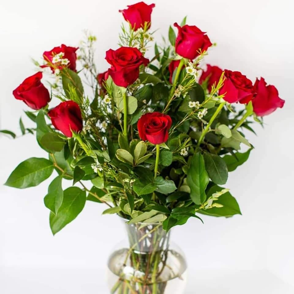 Christine's Floral Touch - Image 1