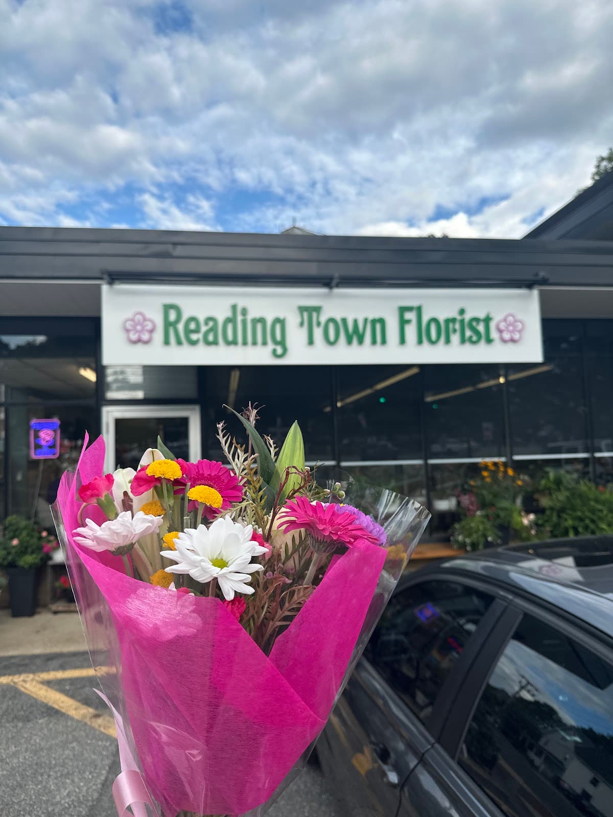 Reading Town Florist - Image 1