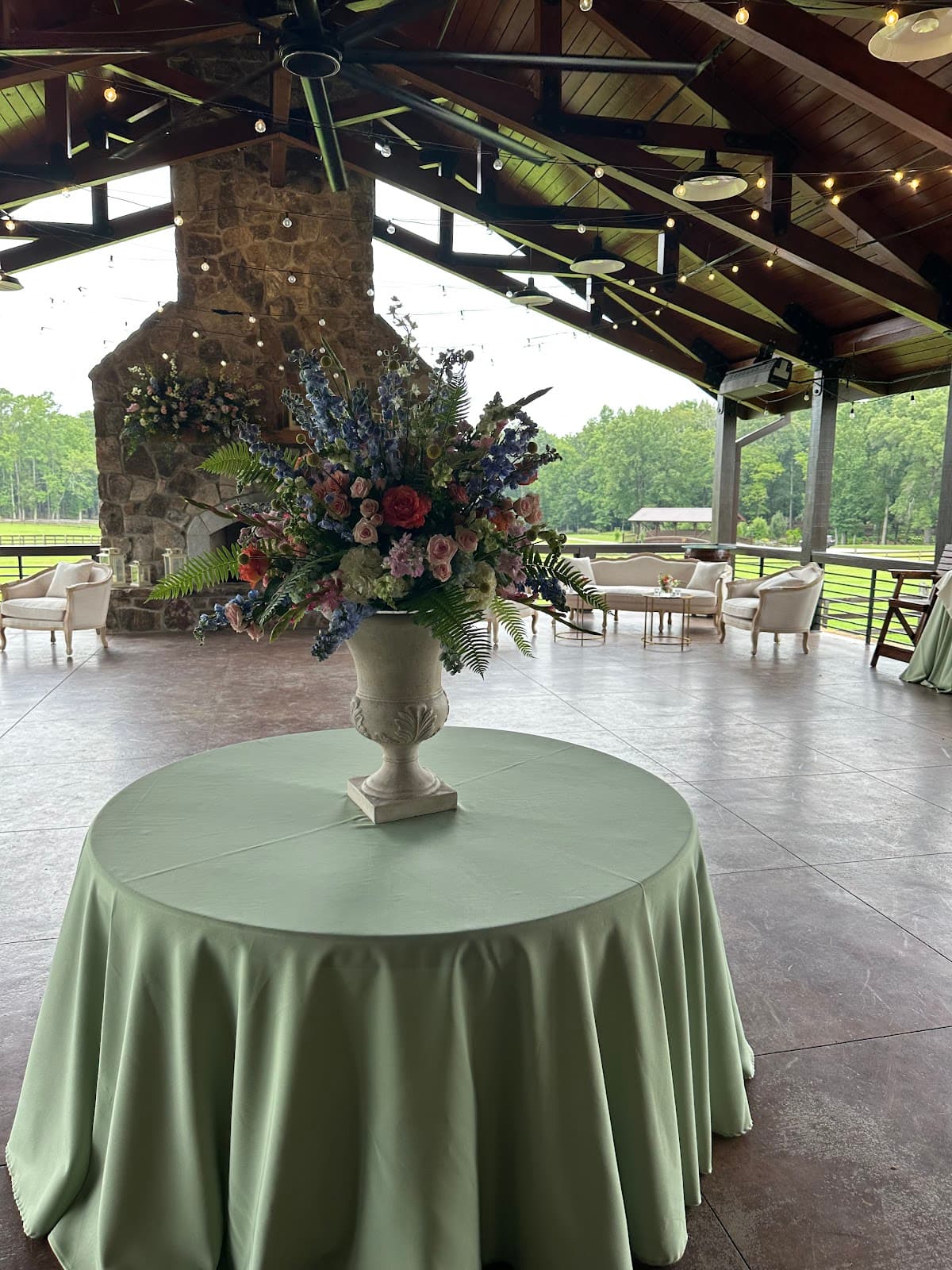 Chastain's Floral - Image 1