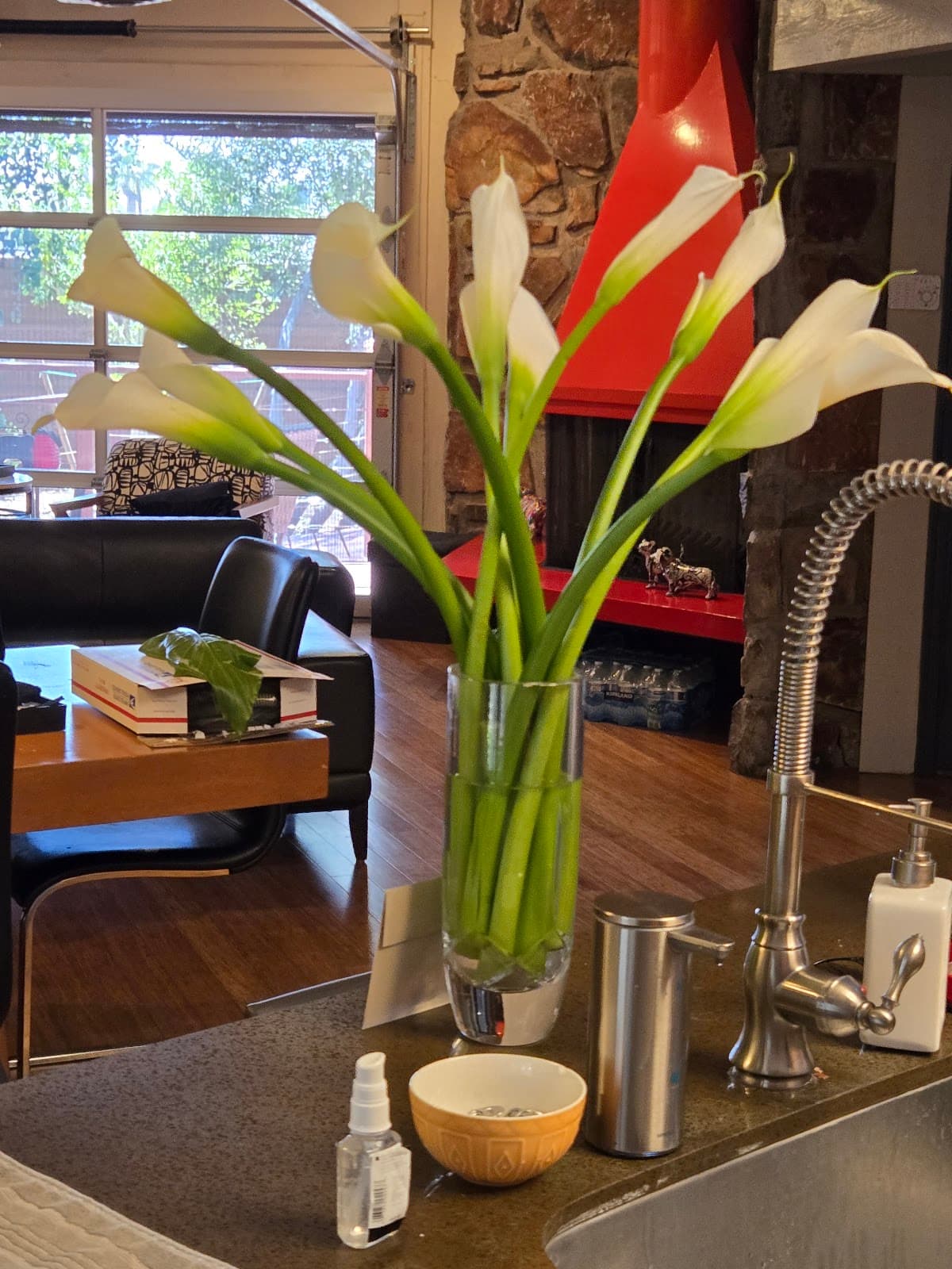 DWF Phoenix Wholesale Florist - Image 1