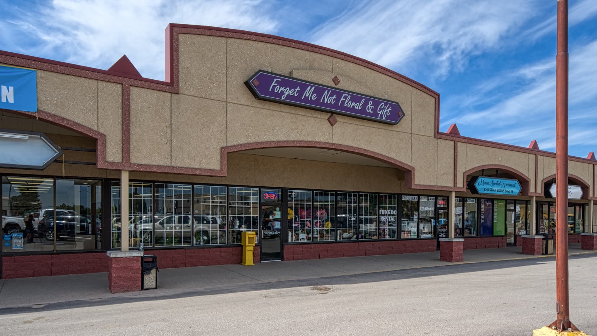 Forget Me Not Floral, Gifts & Flower Delivery - Image 1