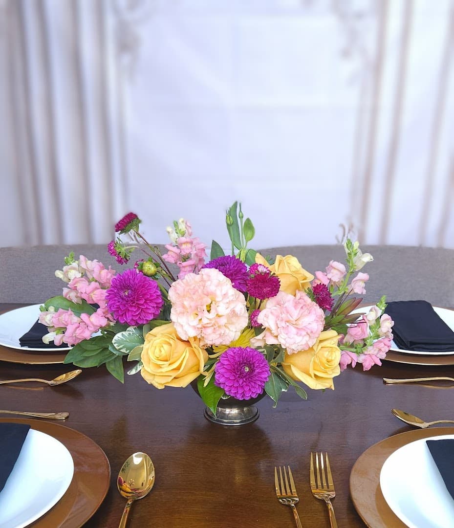 Riverside Flower Studio - Image 1