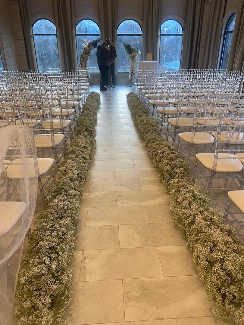 Greenwich CT Florist & Flower Delivery - Image 1