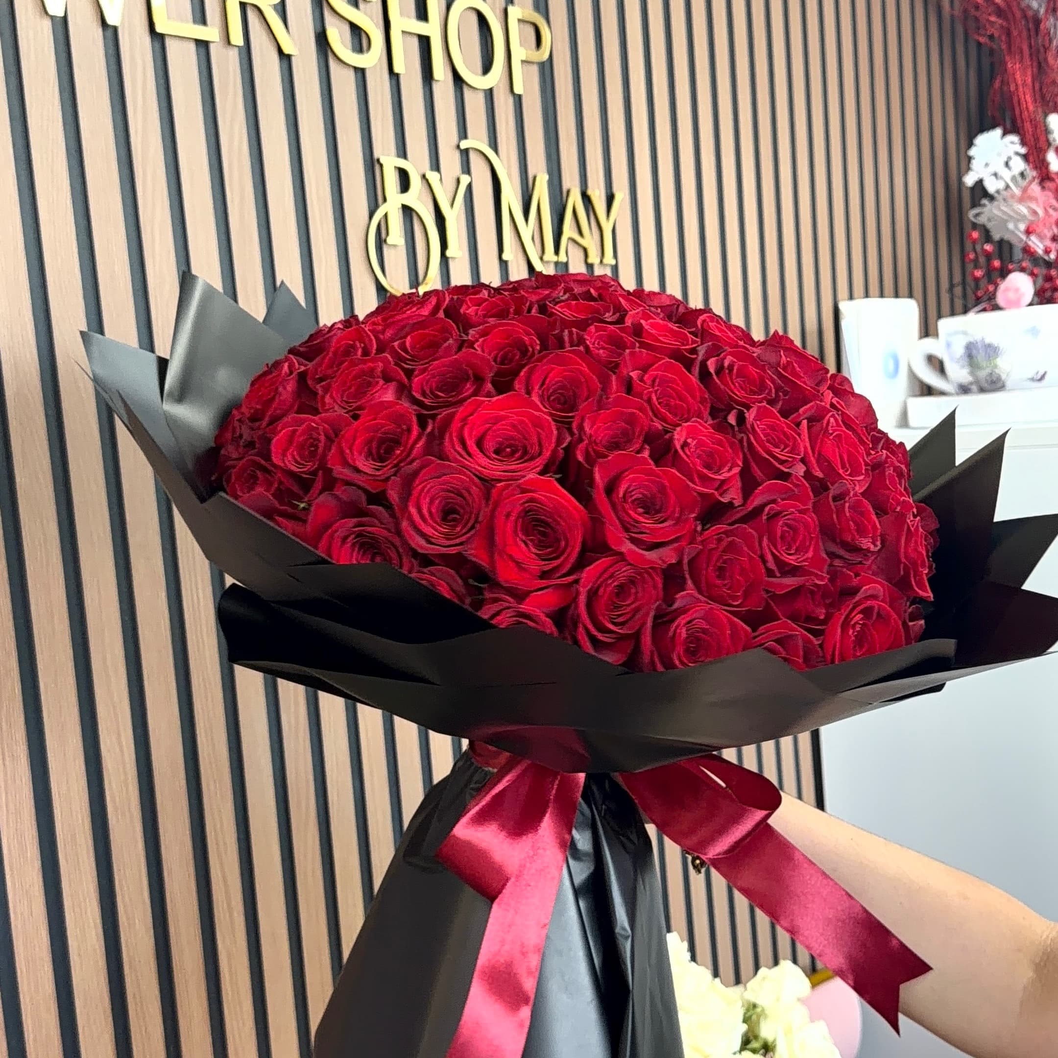 50 wrap Roses